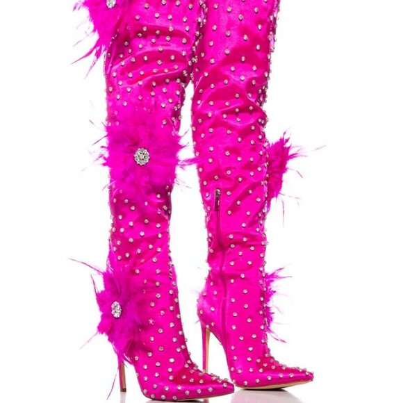 AZALEA WANG " TOP TIER " FUCHSIA SATIN FEATHER FLOWER THIGH HIGH (BRAND NEW !!!! - Picture 1 of 7